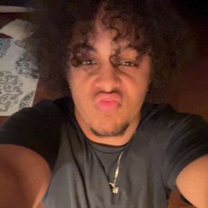 Meet your Posher, Josiah